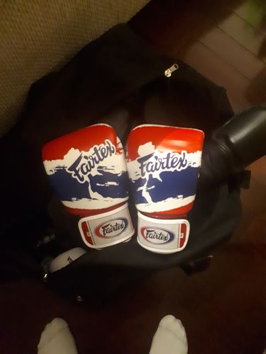 Customer photo review of FAIRTEX THAI FLAG PRIDE BOXING GLOVES - BGV1