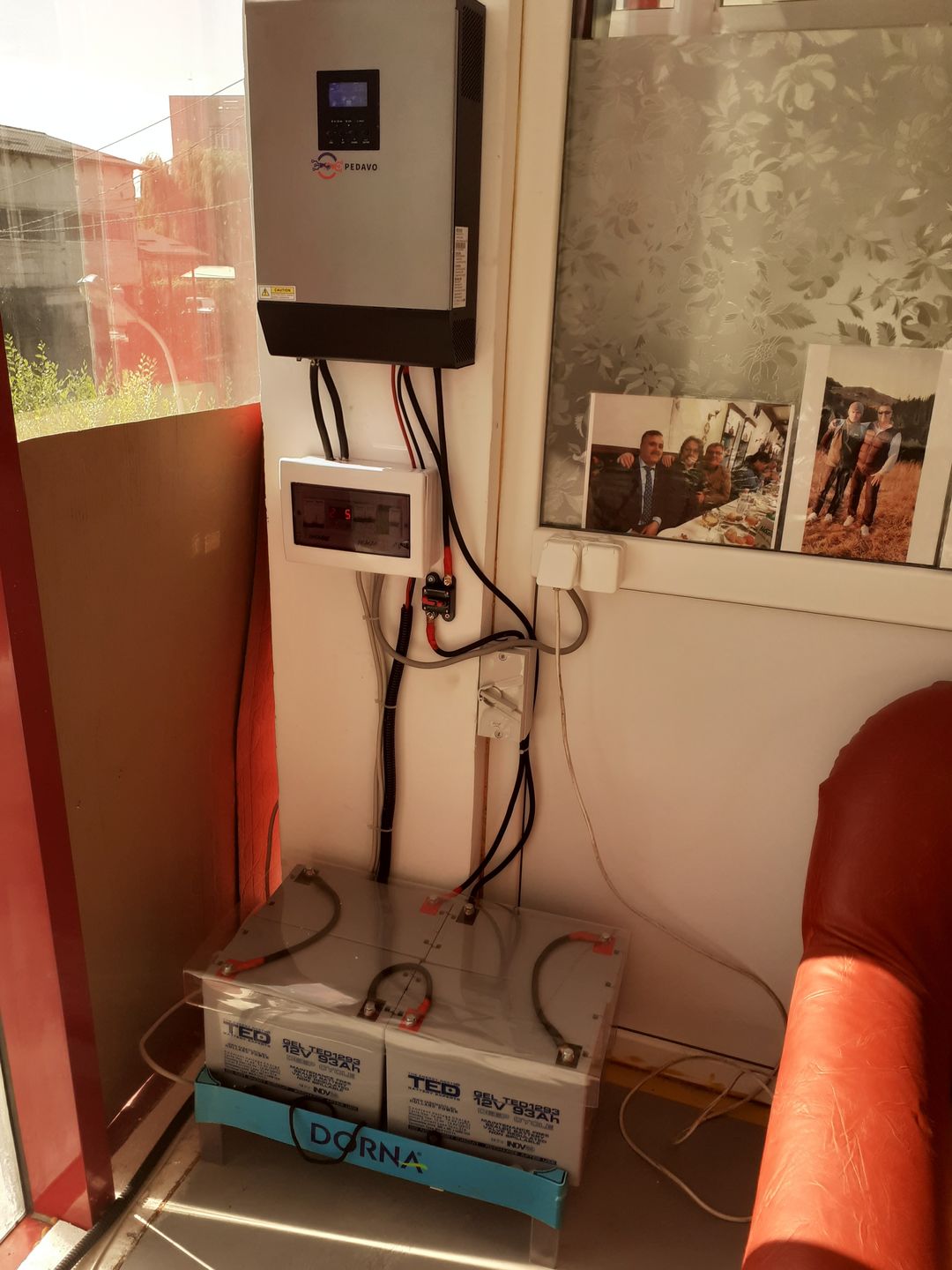 Customer photo review of Kit Panouri Fotovoltaice Invertor 5KVA 220V Off Grid Hibrid Solar Acumulatori Gel