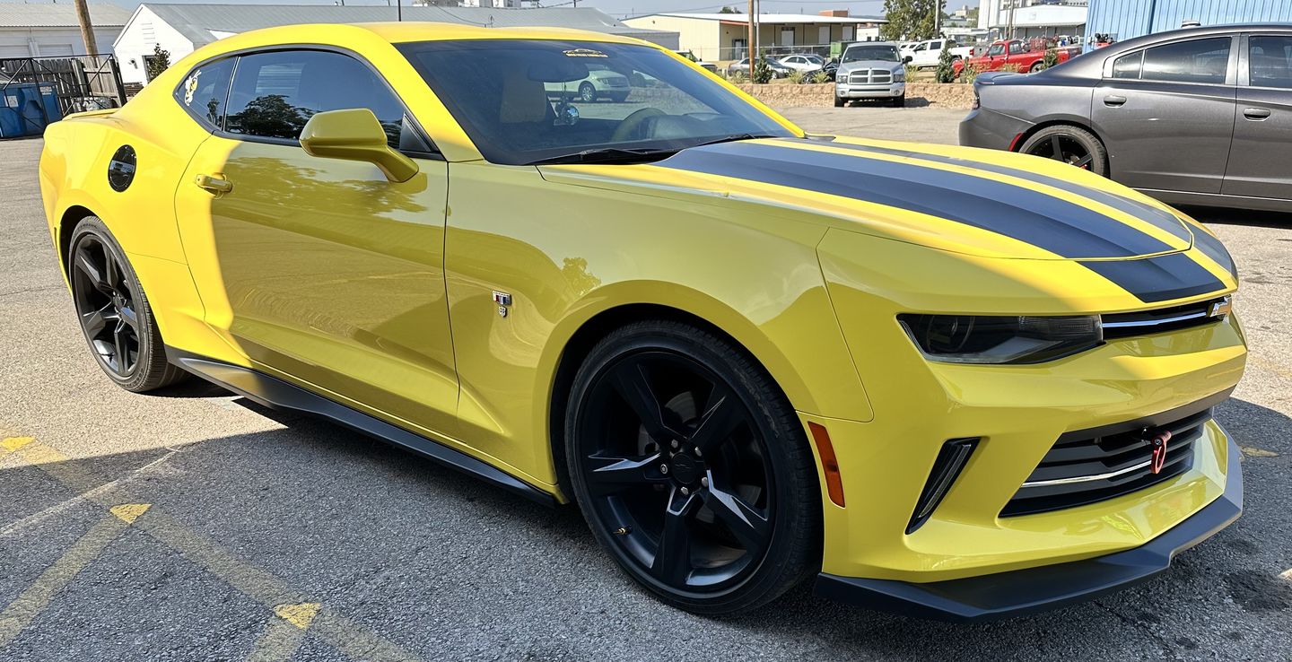 Customer photo review of 6th Gen Camaro ZL1 Conversion Side Skirts Rocker Panels