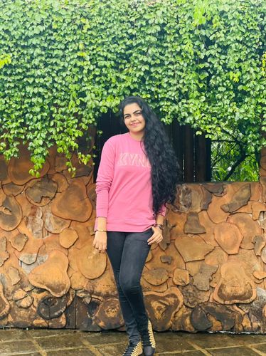 Customer photo review of High Status Unisex Pullover