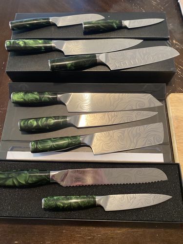 Customer photo review of "Wasabi" Collection - Premium Japanese Kitchen Knife Set with Green Resin Handle