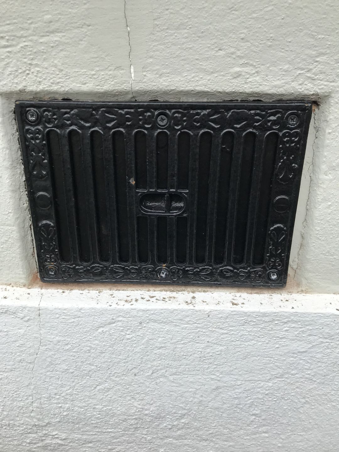 Customer photo review of Black Kenrick Hit & Miss Air Vent · 9 x 6 Inch ·