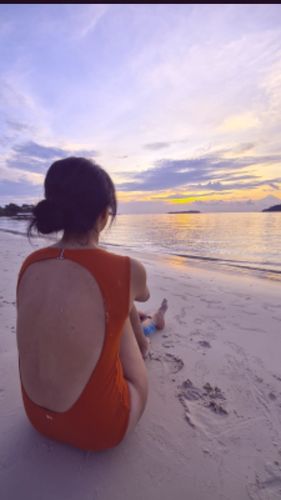 Customer photo review of Open Scale One Piece Swimsuit With Metal Clutch