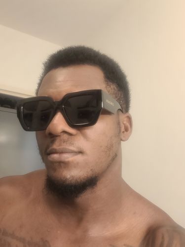 Customer photo review of Blanco XL - Brown