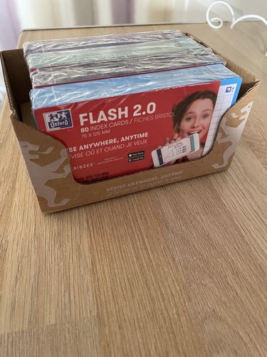 Avis photo d'un client sur Flashcards FLASH 2.0 OXFORD # 80 cartes 7,5 x 12,5 cm - petits carreaux