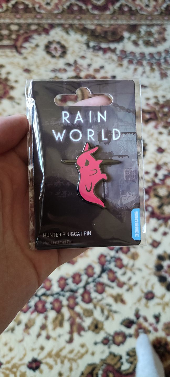 Customer photo review of Rain World - Slugcat Hunter Pin