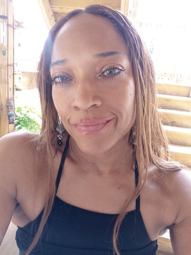Customer photo review of Blasé Kristin - green