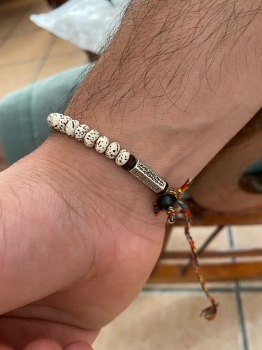 Customer photo review of Bracelet "Mantra amulette" en graines de Bois de bodhi