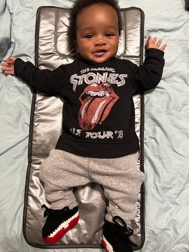 Customer photo review of Hand-Made Baby Jumpshot 11