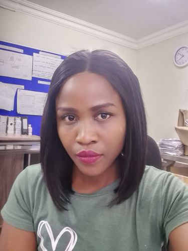 Customer photo review of CHELSEA - Brazilian 4x4 Lace Wig