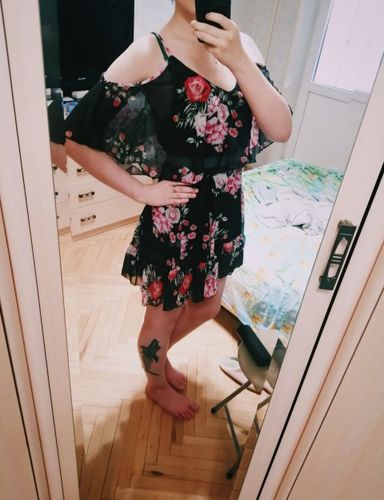 Customer photo review of Sexy Off Shoulder Floral Print Spaghetti Strap Mini Dress