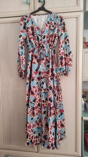 Customer photo review of Fashion Chic V Neck Loose Floral Printed Maxi Dress