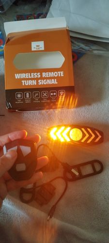 Customer photo review of Feu Arrière Vélo Clignotant Soundly™ - 24,99€