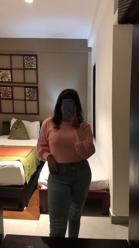 Customer photo review of Sunshine Rose Balloon Sleeve Pullover