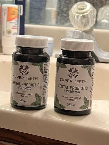 Customer photo review of SUPER TEETH Dental Probiotic 60 Count