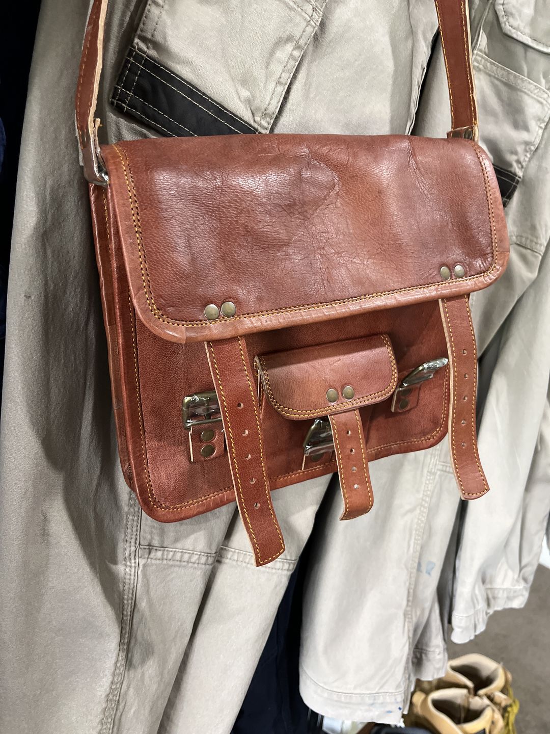 Customer photo review of Daily Stylish Sling Messenger