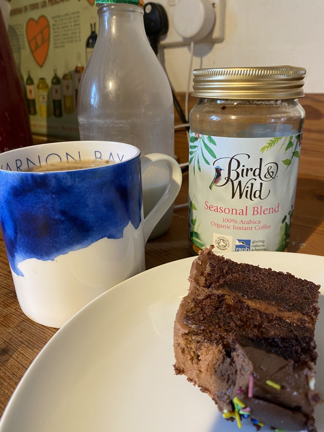 Customer photo review of Bird & Wild Fairtrade Organic Instant Coffee, 100% Arabica, 100g Jar (50 Servings)