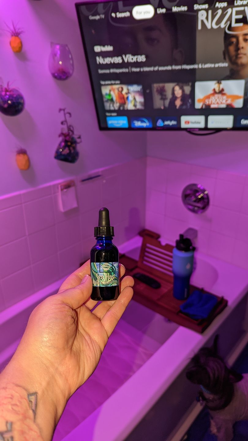 Customer photo review of Hair and Body Oil
