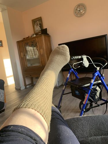 Customer photo review of Extra wide diabetic crew socks, Cushioned & soft sole, 6 Pairs,