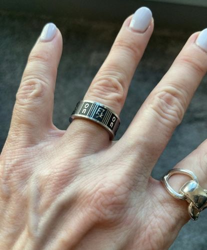 Customer photo review of ATEEZ [OUR STORY] FIX ON RING - MINGI