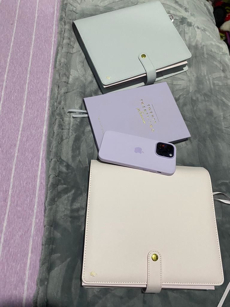 Customer photo review of Grey Leather Planner Cover (Signature + Daily)