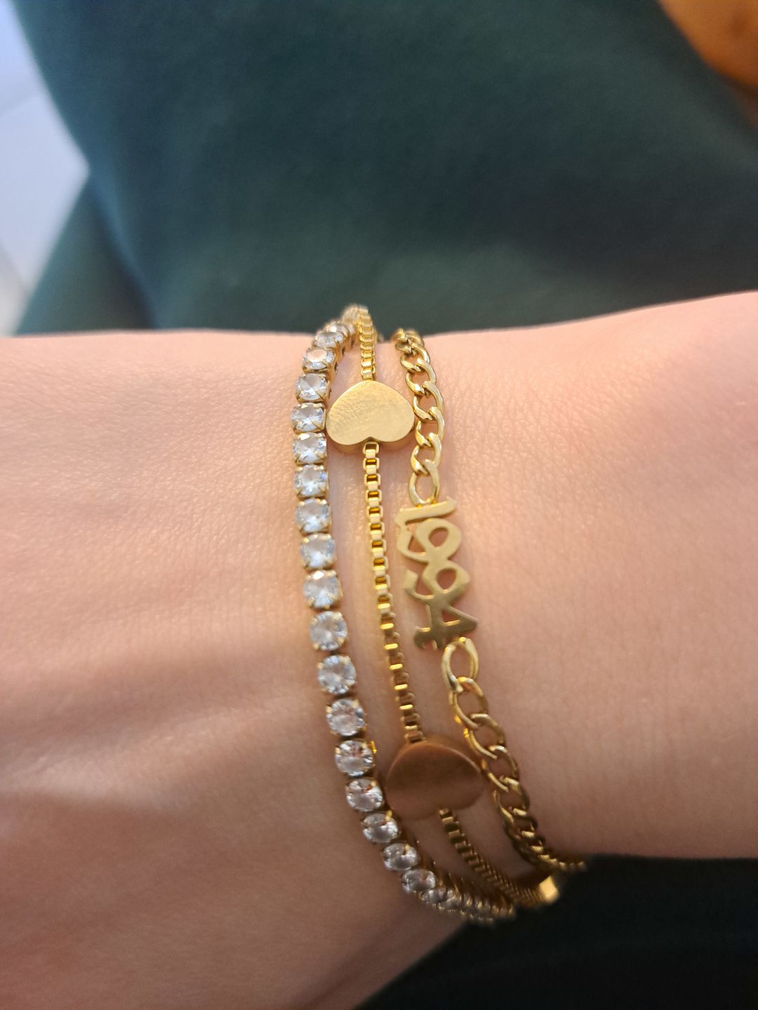 Customer photo review of Lovely Tennis Armband | 18K vergoldet