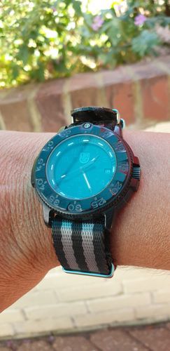 Customer photo review of Premium Thick Woven Military Style Watch Strap - Black & Grey Bond