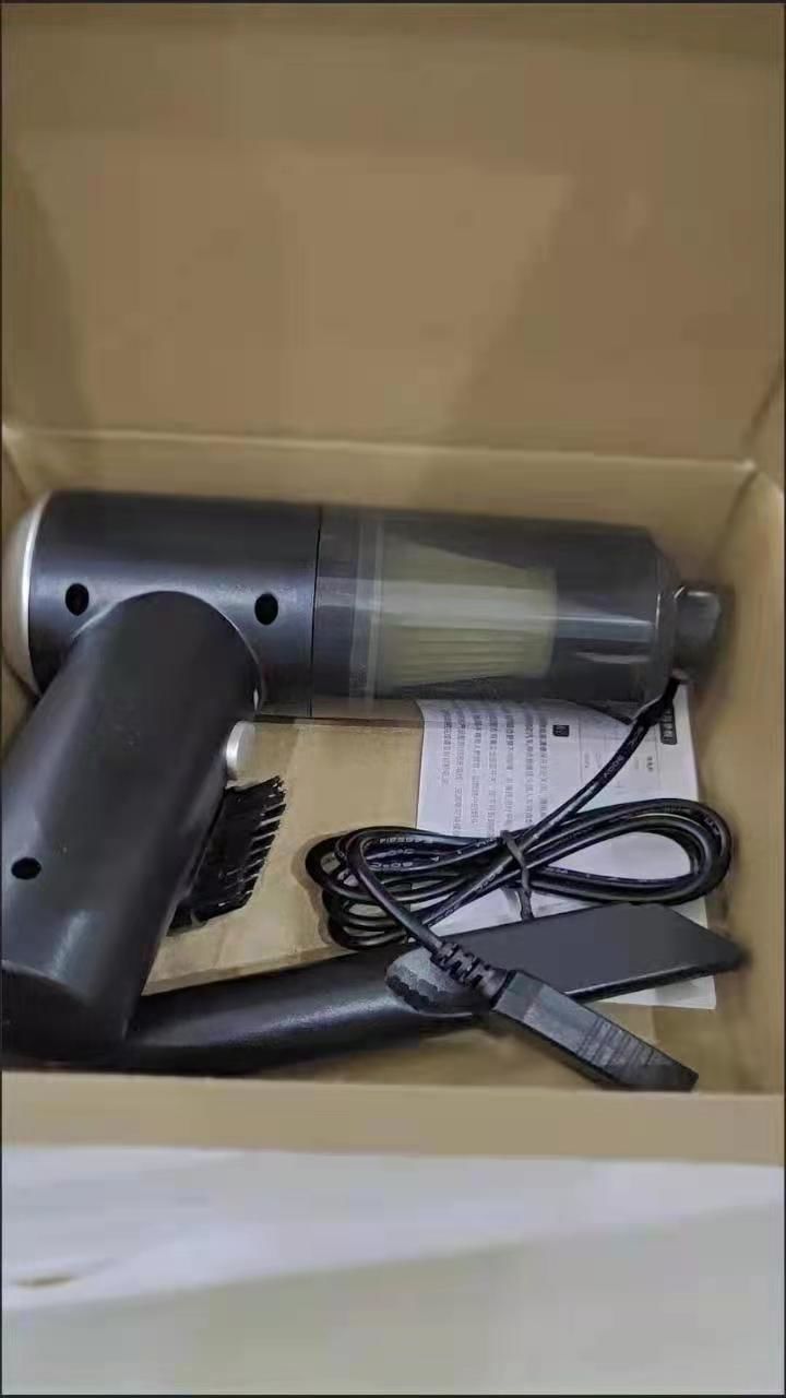 Customer photo review of Mini Aspirateur Sans fil 3-en-1 Révolutionnaire