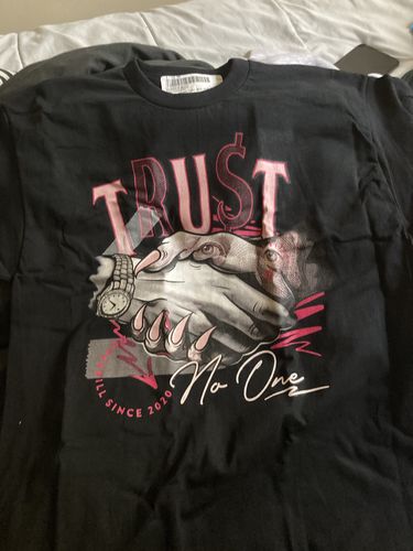 Customer photo review of Triple Pink Dunk Low DopeSkill T-Shirt Trust No One Graphic