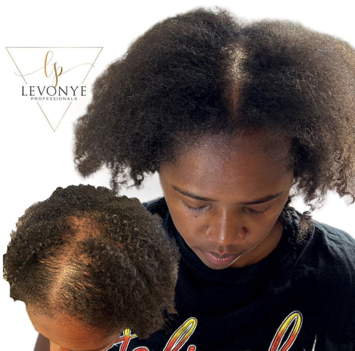 Customer photo review of "I AM" Levonye laser chateau-cap
