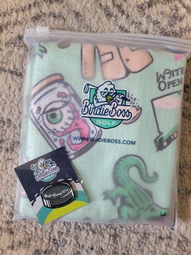 Customer photo review of GILMORE - MAGNETIC GOLF TOWEL