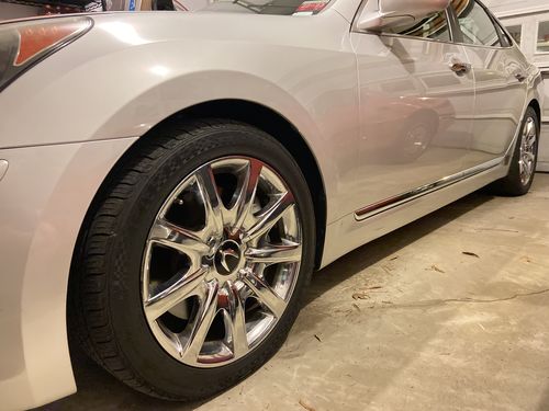 Customer photo review of 2011-2013 Hyundai Equus Air Suspension Conversion/Delete Kit With Suspension Light Disarm Module (EQ24FM)