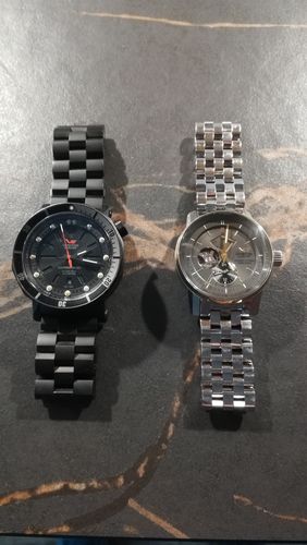 Customer photo review of LUNOKHOD 2 BLACK STAINLESS STEEL BRACELET 25mm