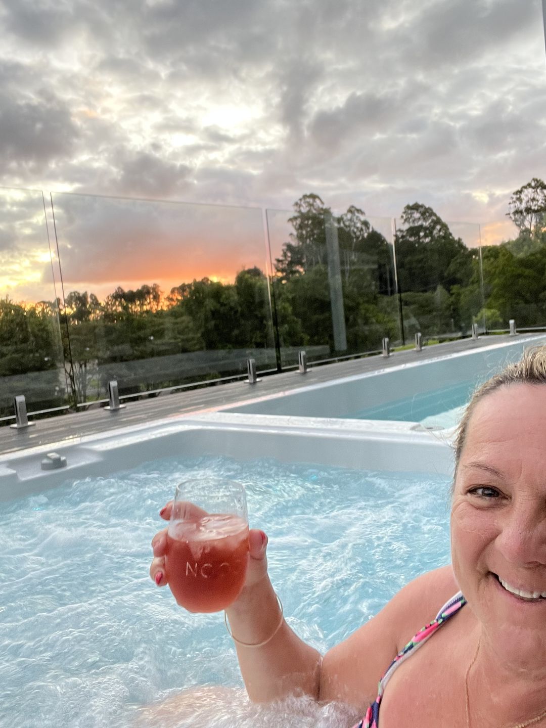 Customer photo review of Red n Rosé 6 Pack - NEW
