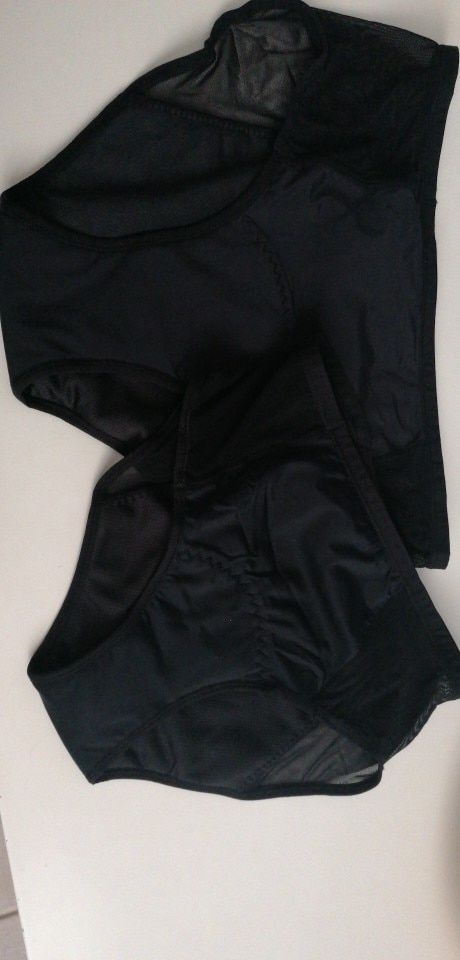 Customer photo review of Culottes taille haute d'incontinence (Lot de 3)