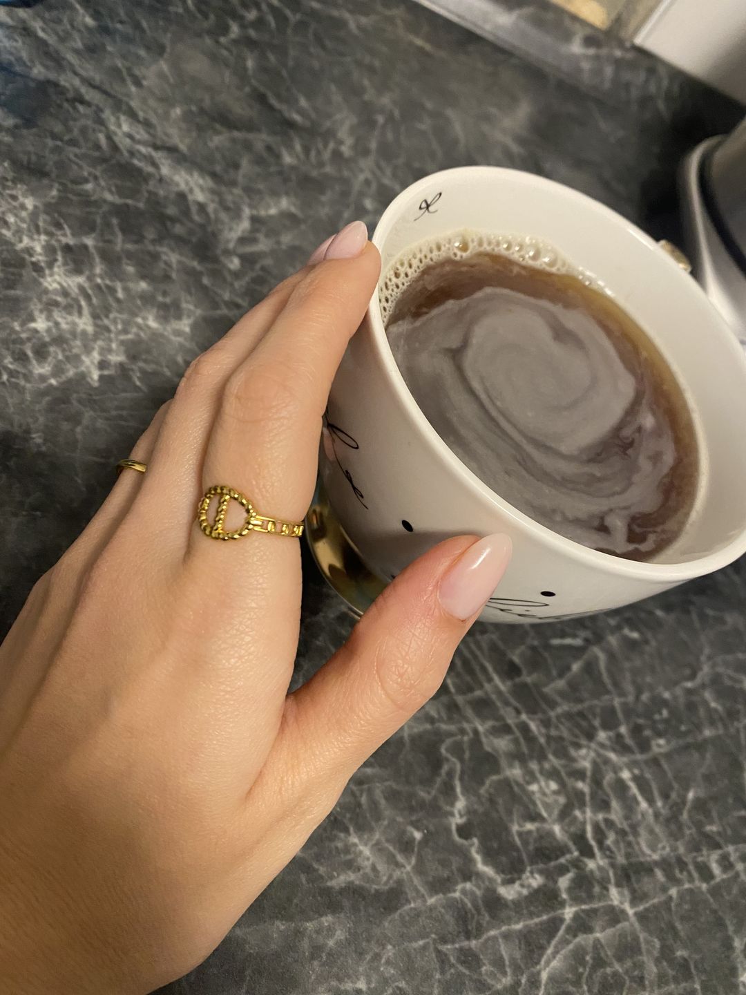 Customer photo review of Azura Ring | 18K vergoldet