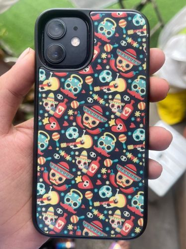 Customer photo review of Spanish Skulls APPLE IPHONE Glass Cover