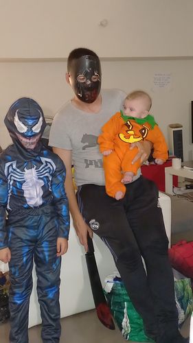 Customer photo review of Déguisement Super Héros Venom Enfant