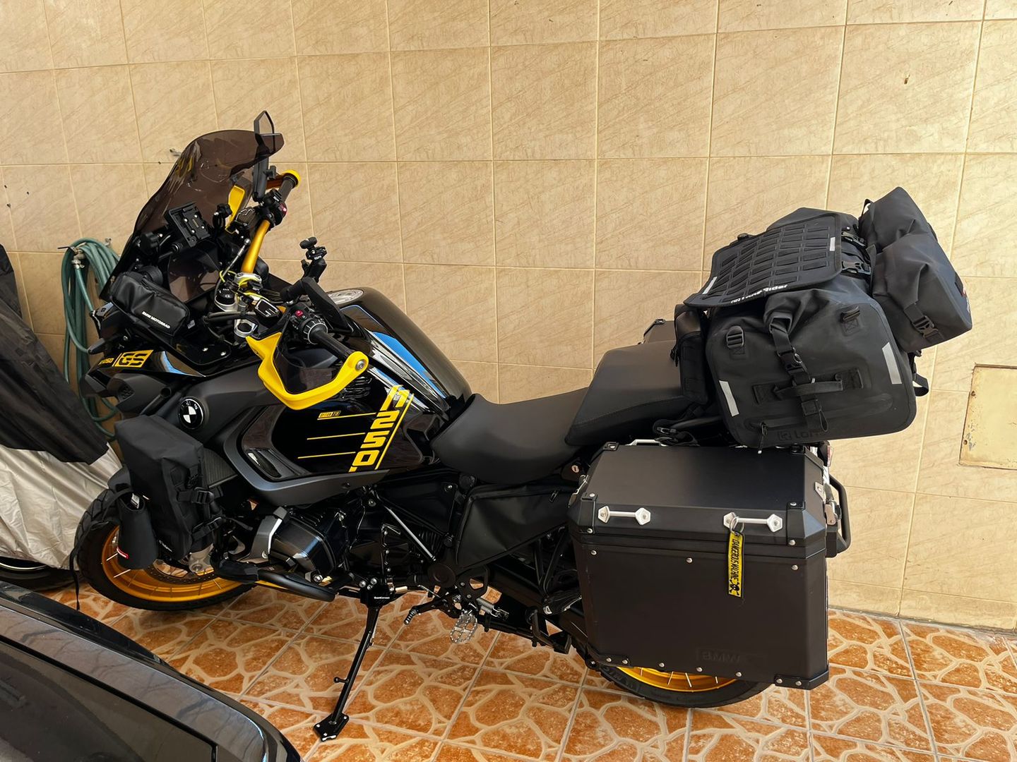 Customer photo review of Side Stand Foot Extension BMW R1200 GS Adventure / BMW R1250 GS Adventure