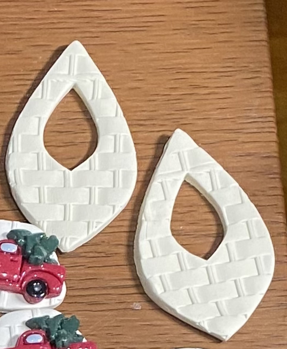 Customer photo review of Eve Teardrop