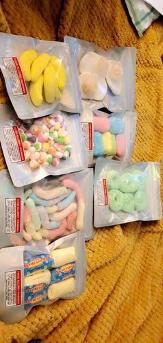 Customer photo review of Nerds Gummy Clusters Theatre Box - 3oz (85g)