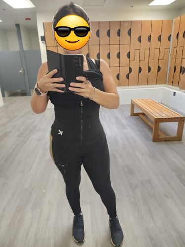 Customer photo review of Women's Zipper Heat Trapping Sweat Vest