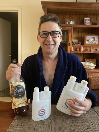 Customer photo review of The Standard Squeeze (Mini)