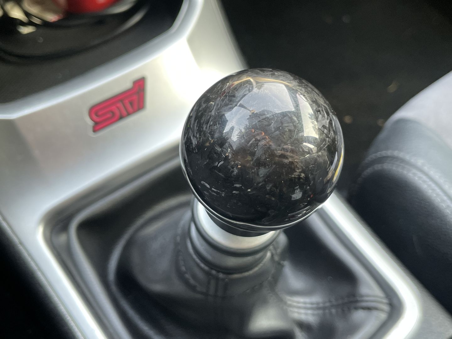 Customer photo review of Weighted Forged Carbon Fiber Shift Knob