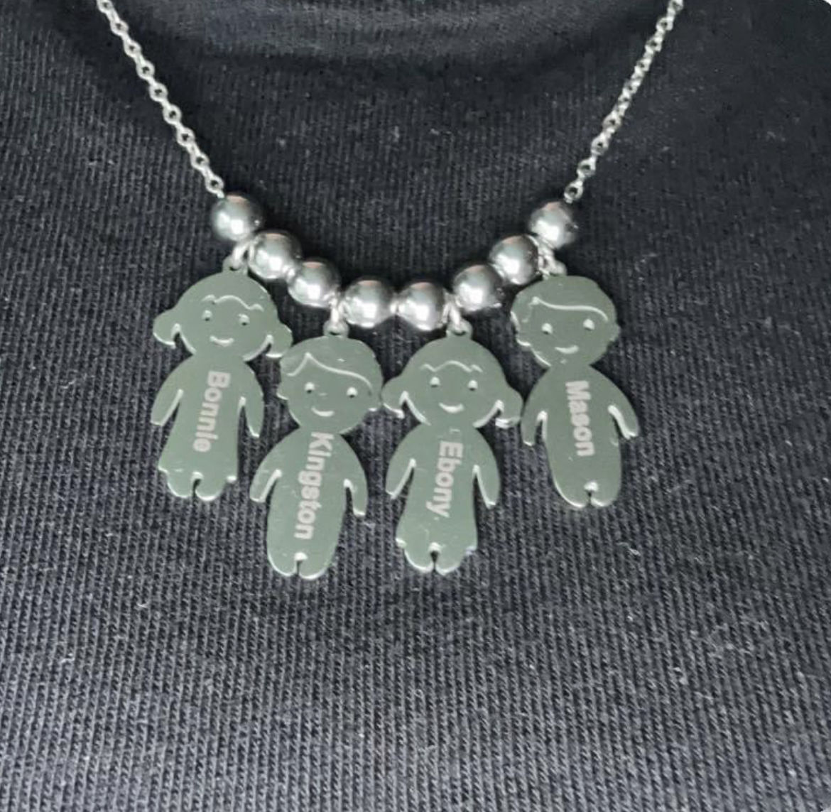 Customer photo review of Personalised My Children Necklace