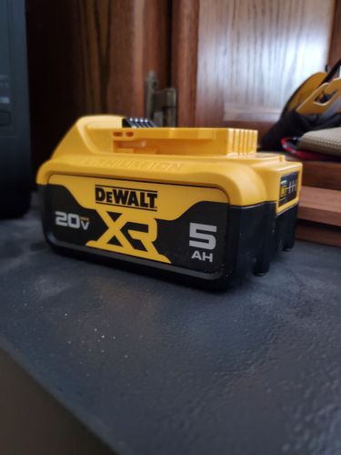 Customer photo review of DEWALT DCB205-2CK 20V MAX* 5.0Ah Starter Kit With 2 Batteries