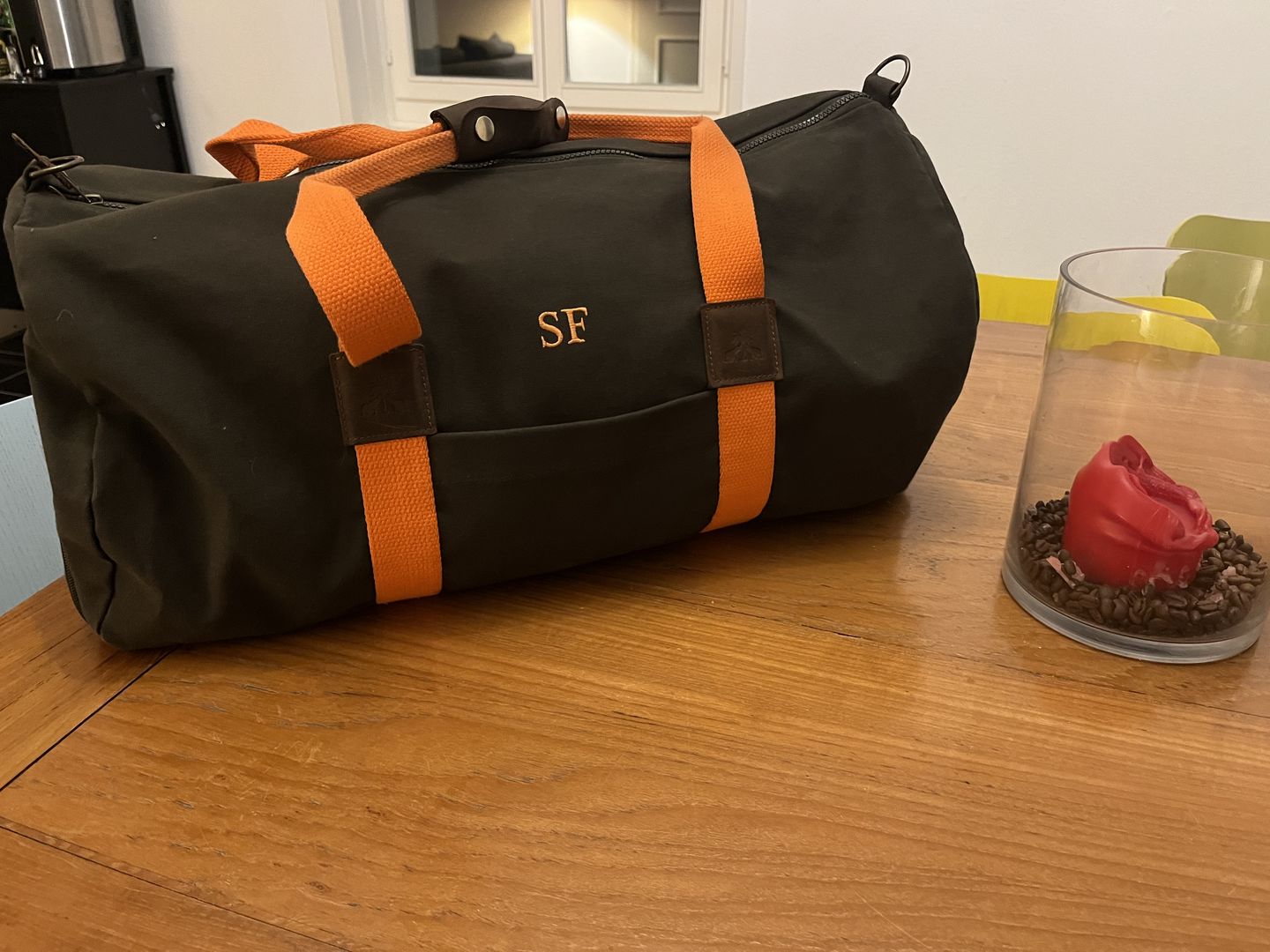Customer photo review of Dufflebag HUNTING KODURA Khaki mit orangenem Gurtband