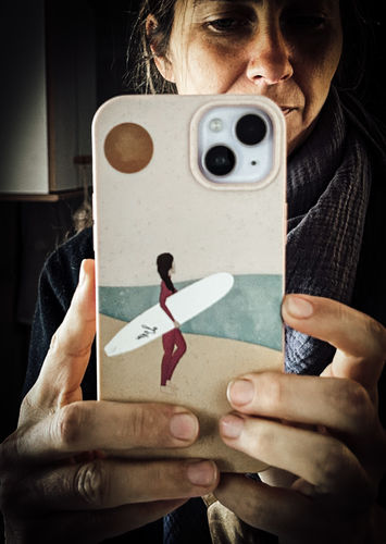 Customer photo review of Custom Surfer - iPhone 14 Plus