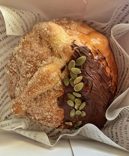 Customer photo review of PAN DE MUERTO