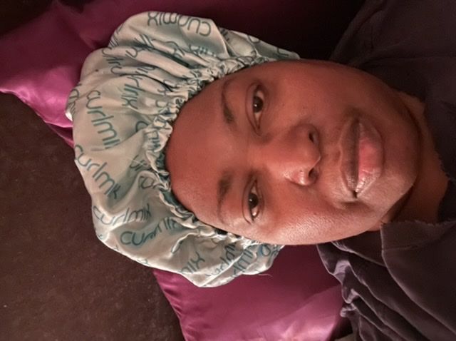 Customer photo review of CurlMix Satin Bonnet 2-in-1 Reversible with Adjustable Drawstring